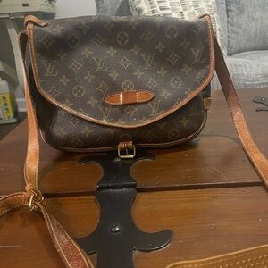 AUTHENTIC Vintage LOUIS VUITTON Saumur 30